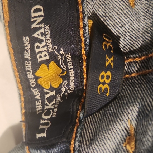 Lucky Brand Blue Relaxed Fit Jeans with Vintage Appeal - Picture 5 of 6